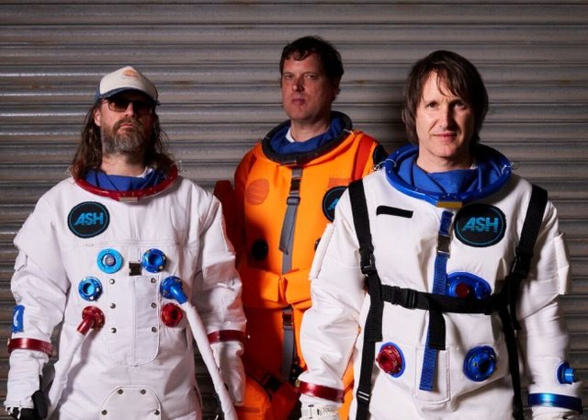 ASH、Graham Coxon（BLUR）フィーチャーした新譜の表題曲「Ad Astra